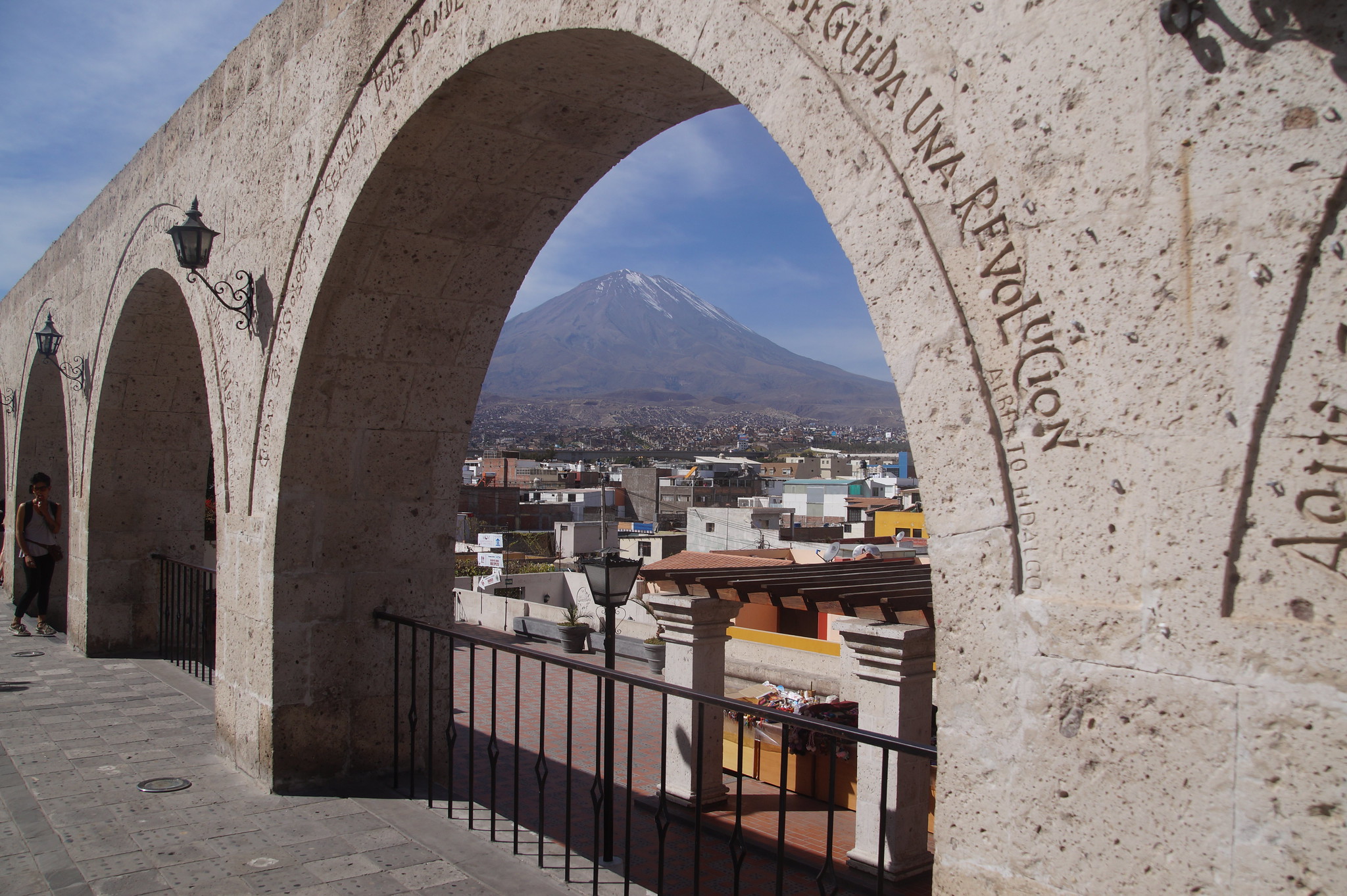 Yanahuara: Un encantador distrito con vista impresionante al Volcán Misti